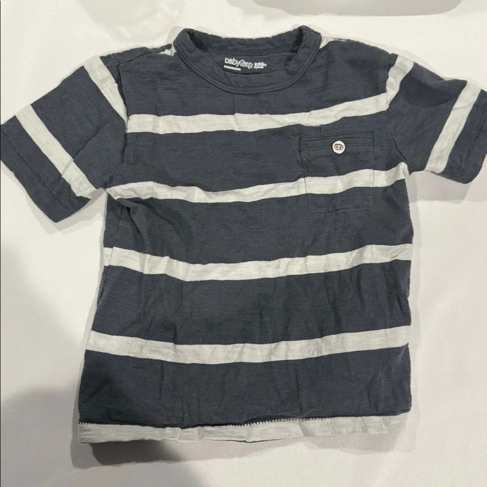 FOUR GAP T-Shirts. Size 2 years.